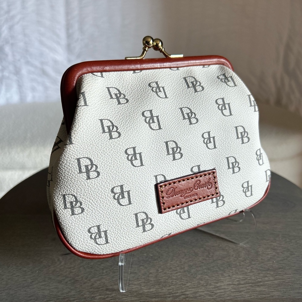 Dooney and Bourke Gretta Large Framed Purse in WHITE